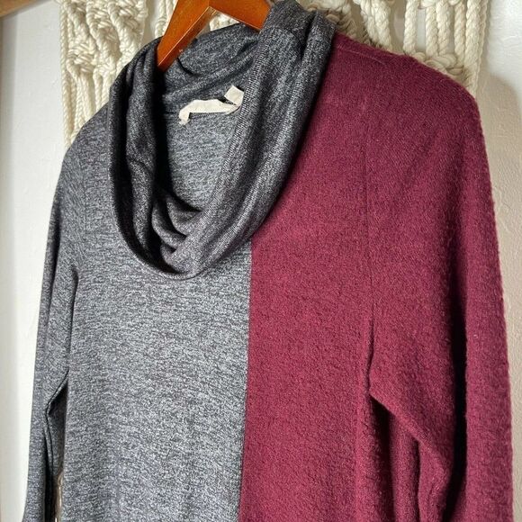Soft Surroundings Cowl Neck Tunic SZ XS Gray Red Top Fall Capsule Wardrobe - Picture 3 of 9